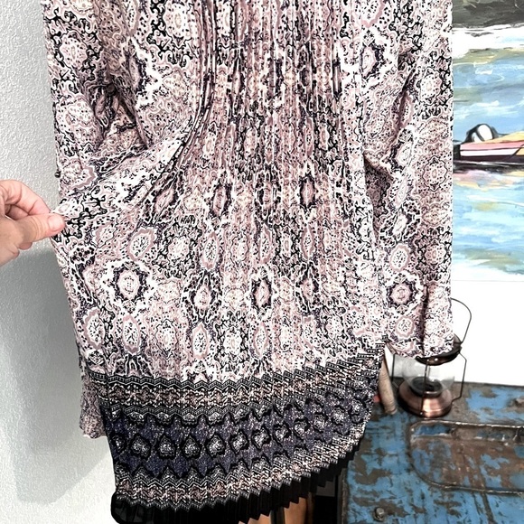 🌟DR2, Daniel Rainn, Gorgeous Free-Flowing Blouse in Soft Mauve & Gray, Small - Picture 12 of 16